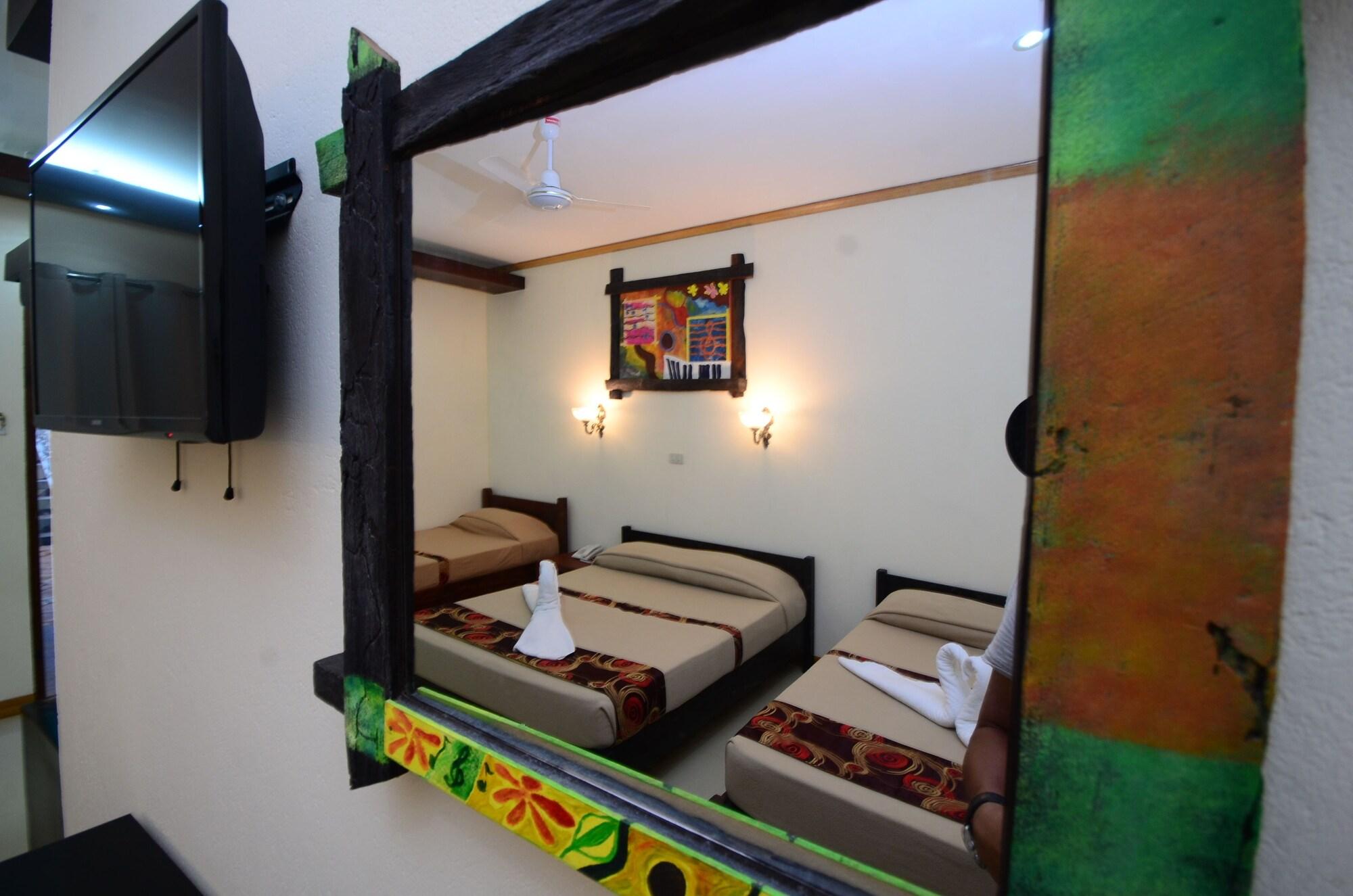 Reddoorz Premium Near Pristine Beach Puerto Princesa ภายนอก รูปภาพ