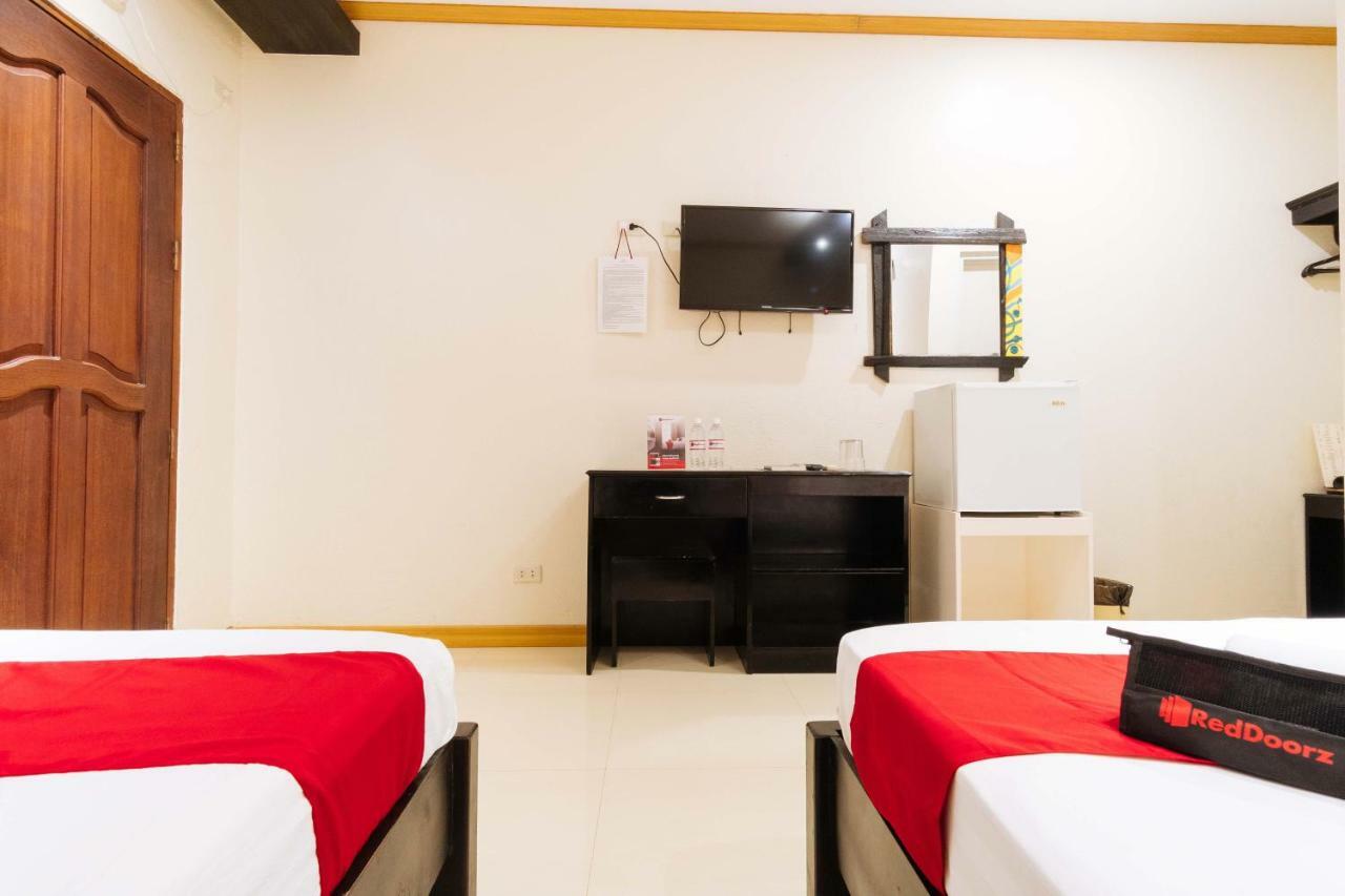 Reddoorz Premium Near Pristine Beach Puerto Princesa ภายนอก รูปภาพ